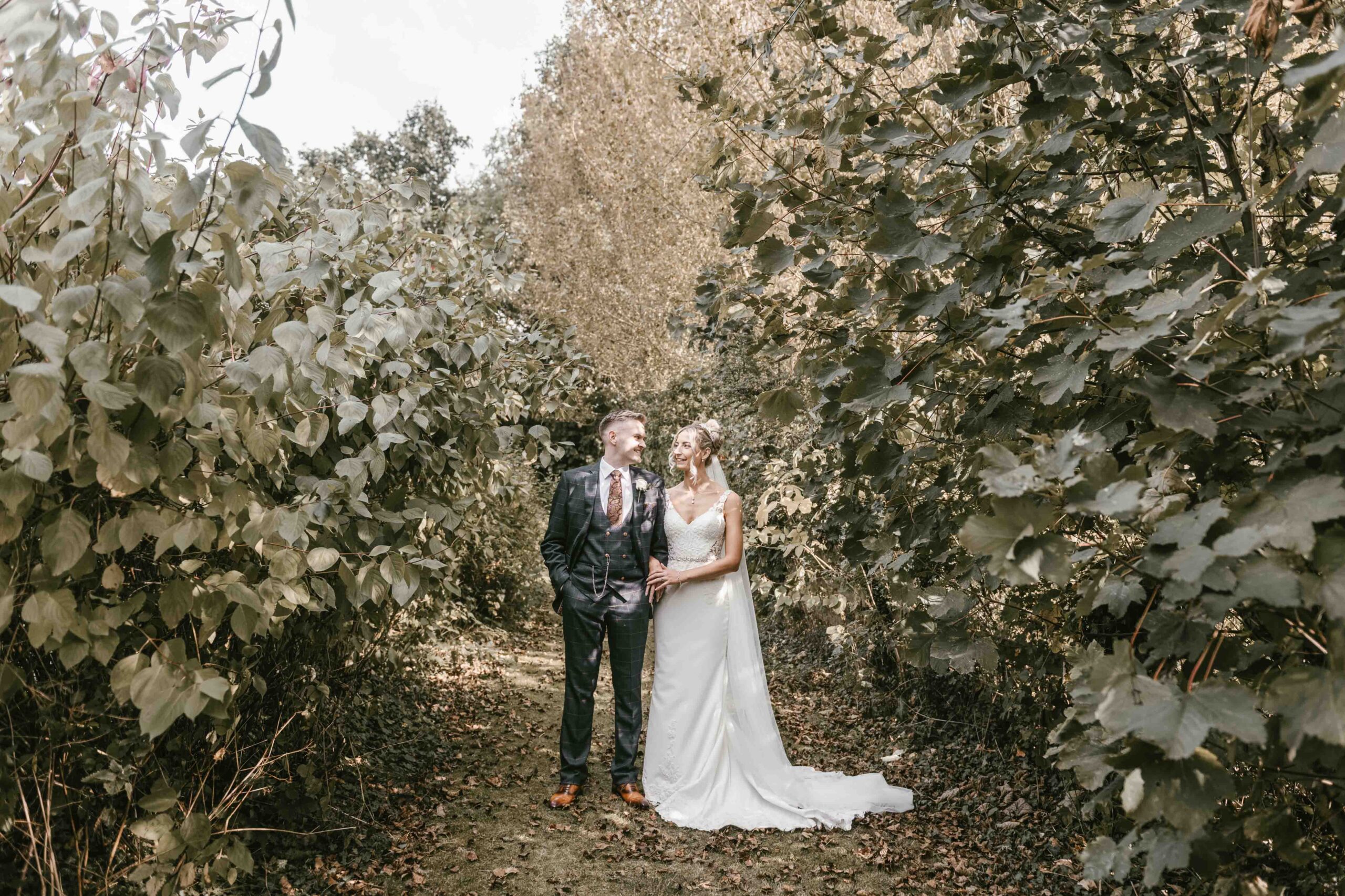 recommended wedding photographer at Tankersley Manor